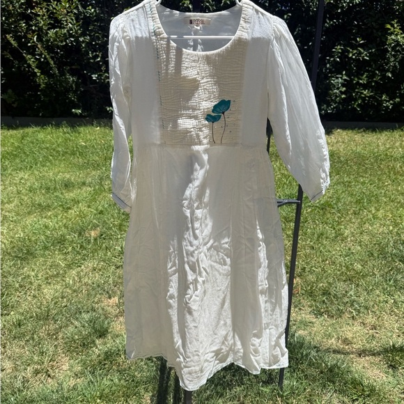 PAYAL Anthropology White Cotton Dress with Blue Floral Embroidery Size Medium - Picture 3 of 9
